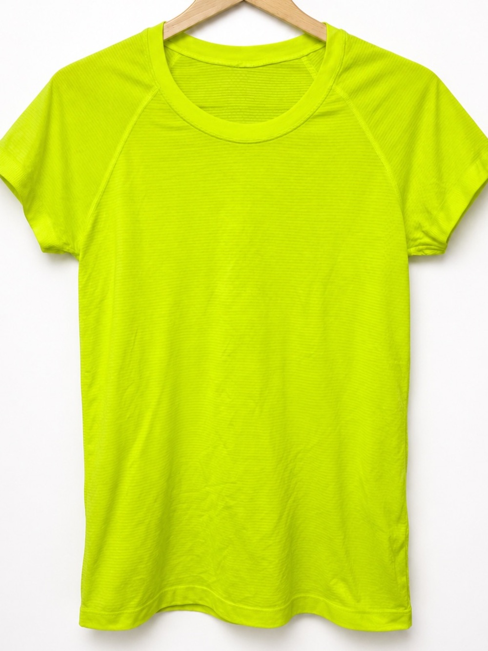 Lululemon Swiftly Tech Short Sleeve Neon Yellow Running Top Size 6